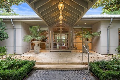 2210 S Piney Point Rd, Houston, TX 77063 - photo 6