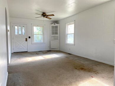 1712 E 22nd St, Muncie, IN 47302 - photo 2