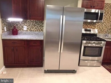 2107 Ramblewood Dr, District Heights, MD 20747 - photo 5