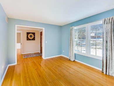 660 Robin Ridge, Elgin, IL 60123 - photo 3