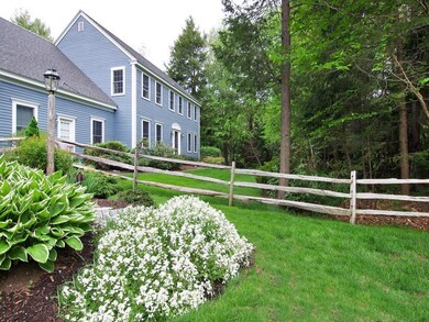 96 Hickory Ln, Yarmouth, ME 04096 - photo 2