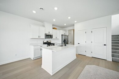 184 Huntington Dr, Waconia, MN 55387 - photo 2