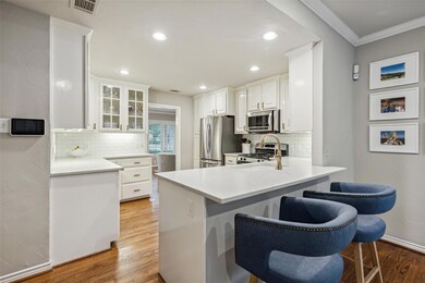 6538 Axton Ln, Dallas, TX 75214 - photo 6