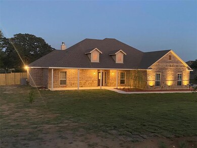 104 Cottongame Dr, Weatherford, TX 76088 - photo 3