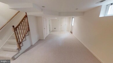 2132 Farrington Ave, Alexandria, VA 22303 - photo 6