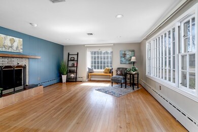 354 Chapin St, Ludlow, MA 01056 - photo 4