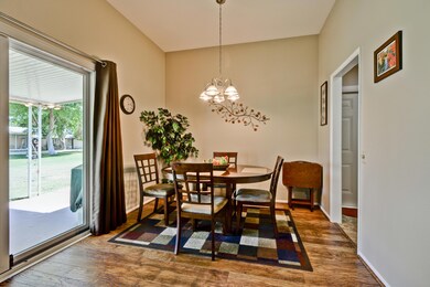 10113 W Highwood Ln unit 42, Sun City, AZ 85373 - photo 3