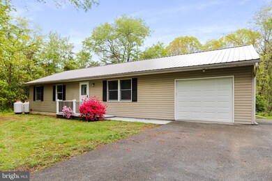 11890 Mountain Ash Rd, Clear Spring, MD 21722 - photo 3