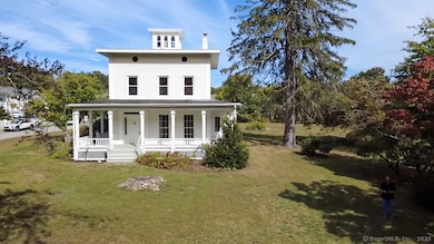 1572 Saybrook Rd, Haddam, CT 06438 - photo 2