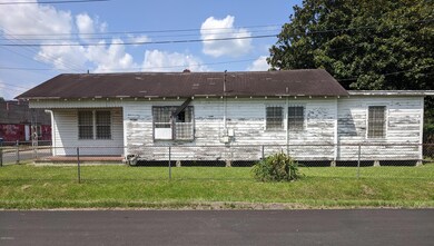 1300 12th Side House