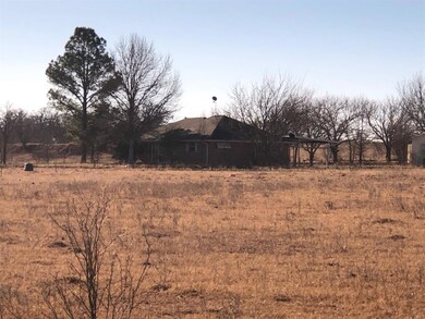 911 Hereford Ln, Millsap, TX 76066 - photo 5