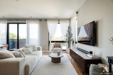 1203 W Superior St unit 3C, Chicago, IL 60642 - photo 4