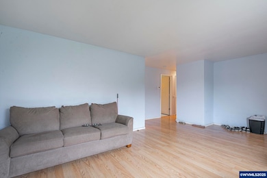 3735 Wilton Ave NE, Salem, OR 97305 - photo 3