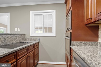 215 W Mill Ave, Capitol Heights, MD 20743 - photo 7