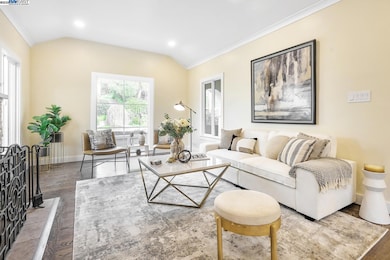 100 Sonia St, Oakland, CA 94618 - photo 2