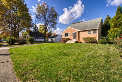 4311 Blythe Rd, Columbus, OH 43224 - photo 3