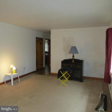 912 Orems Rd, Essex, MD 21221 - photo 7