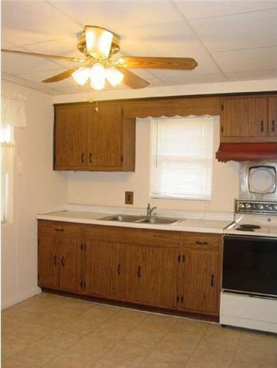 118 Cinnaminson Ave, Palmyra, NJ 08065 - photo 4