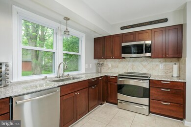 13309 Parkland Dr, Rockville, MD 20853 - photo 7