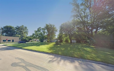 2551 Maury St, Pleasant Hill, IA 50317 - photo 4