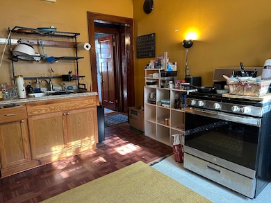 5565 N 32nd St, Milwaukee, WI 53209 - photo 7