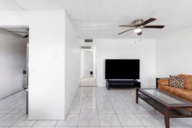 13550 SW 6th Ct unit 111a, Pembroke Pines, FL 33027 - photo 5