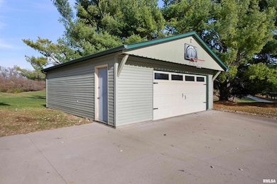 5138 306th St, Dixon, IA 52745 - photo 4