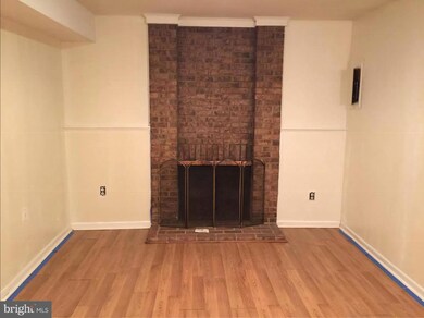 9540 Blake Ln, Fairfax, VA 22031 - photo 4