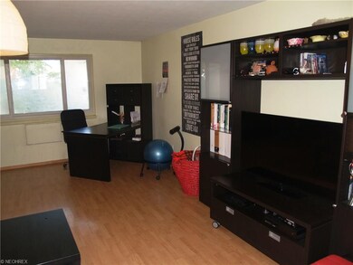 1602 Lee Terrace Dr unit C2, Wickliffe, OH 44092 - photo 4