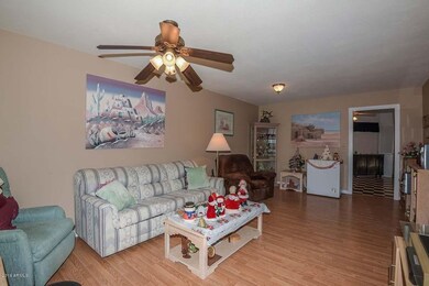 11119 W Desert Butte Dr unit 203, Sun City, AZ 85351 - photo 7