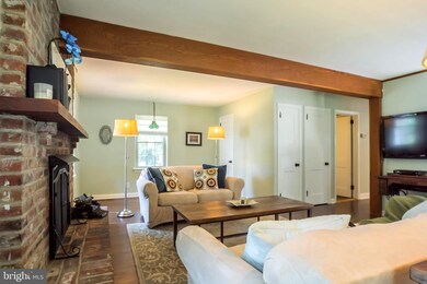 1025 Cherry Ln, Southampton, PA 18966 - photo 6