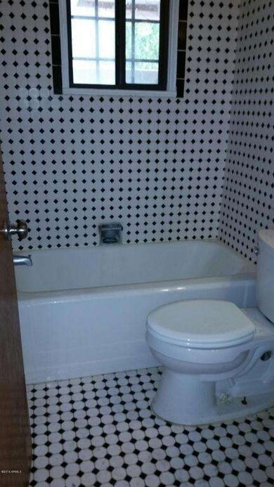 main house bathroom