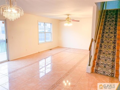 31 Snowflake Ln, Edison, NJ 08820 - photo 2