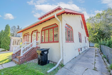 1118 8th Ave S Fargo-3.jpg