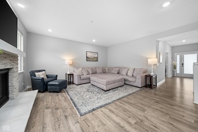 7686 Rolling Green Dr, Plainfield, IN 46168 - photo 7