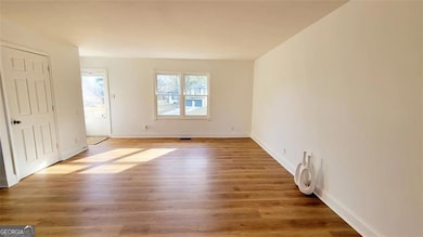 1590 Flicker Rd, Jonesboro, GA 30238 - photo 7