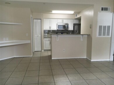 2203 Key Ct W unit 438, Kissimmee, FL 34741 - photo 3