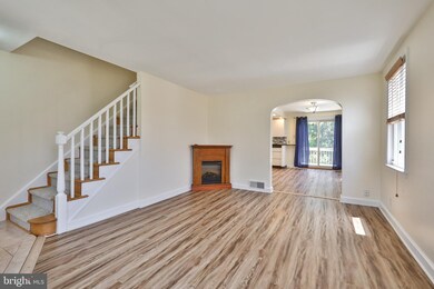 204 Lakeview Dr, Ridley Park, PA 19078 - photo 5
