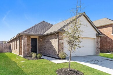 3609 Joshua St, Ennis, TX 75119 - photo 2