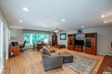 526 South Nebergall Loop NE, Albany, OR 97321 - photo 6