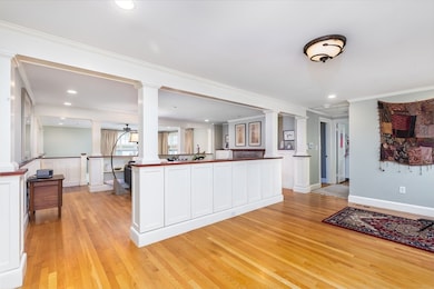 17 Deforest Rd, Newton Lower Falls, MA 02462 - photo 3