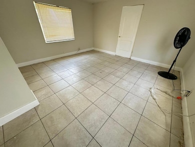 7805 Loomis St, Lantana, FL 33462 - photo 4