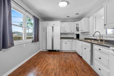 821 Cheyenne Rd NW, Cedar Rapids, IA 52405 - photo 7