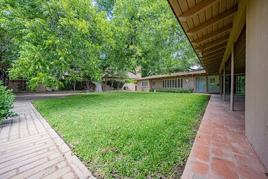 901 Bedford Dr, Midland, TX 79701 - photo 6