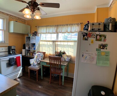 512 W Central Ave, Bluffton, IN 46714 - photo 7