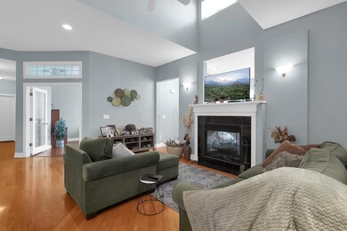 8-web-or-mls-6035-eiger-dr