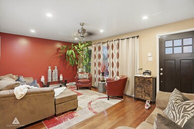 unlisted-address, Chicago, IL 60628 - photo 4