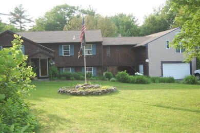 8 Timberlane Rd, Plaistow, NH 03865 - photo 2