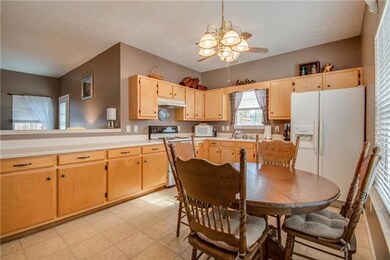 Large Eat-In Kitchen with Lots of Natural Lighting.