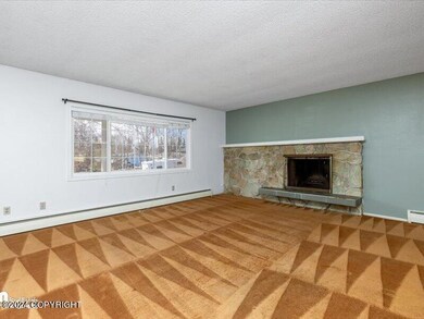 06-Living Room 20240430-DW-0072